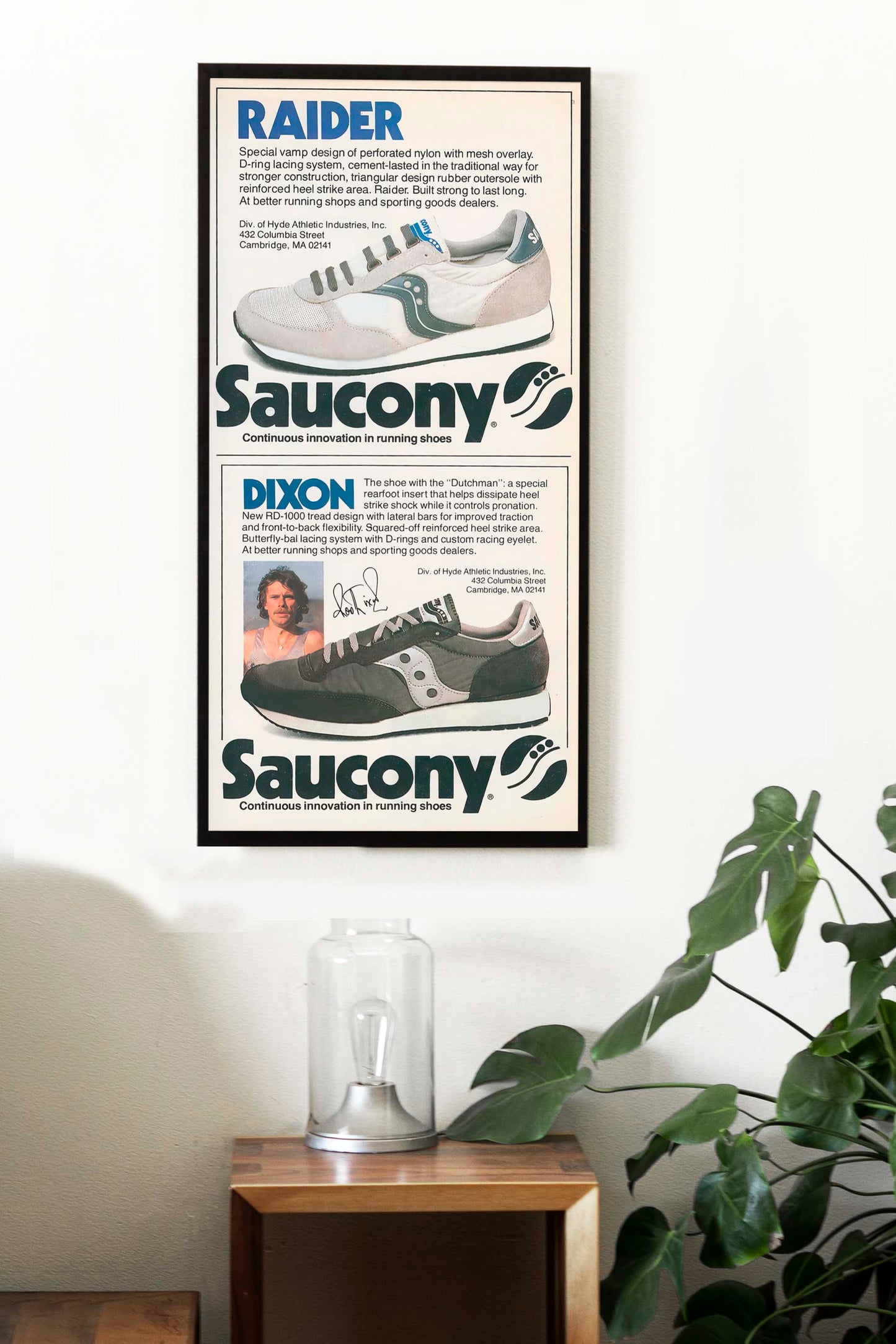 Saucony Raider Poster