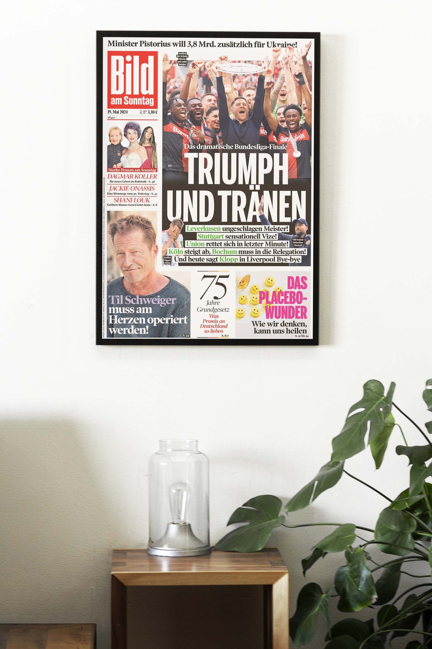 Bayer 04 Leverkusen 2023 / 2024 Bundesliga Champions Front Cover Bild Poster