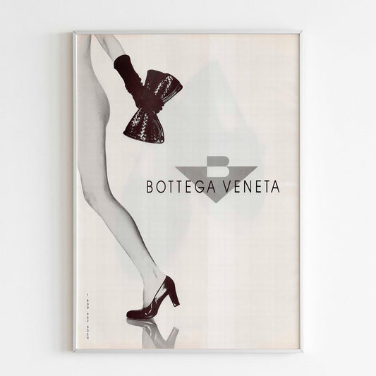 Bottega Veneta Shoes 1990s Print Advertisement Ad 1995 Bare Legs Advertising Poster, Vintage Design Magazine, 90's Style Print, Ad Wall Art, Ad Retro Advertisement